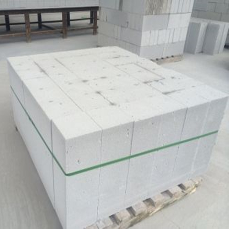 漳州宁波舟山绍兴厂家：加气砼砌块应用中的若干问题